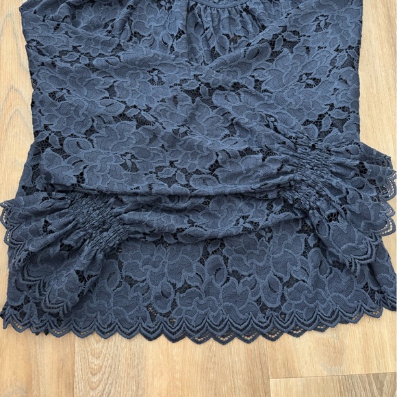 Elegant Navy Blue Lace Long sleeve Free people Top in size small - Picture 8 of 12